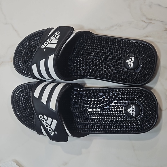 Adidas slippers - Picture 2 of 5